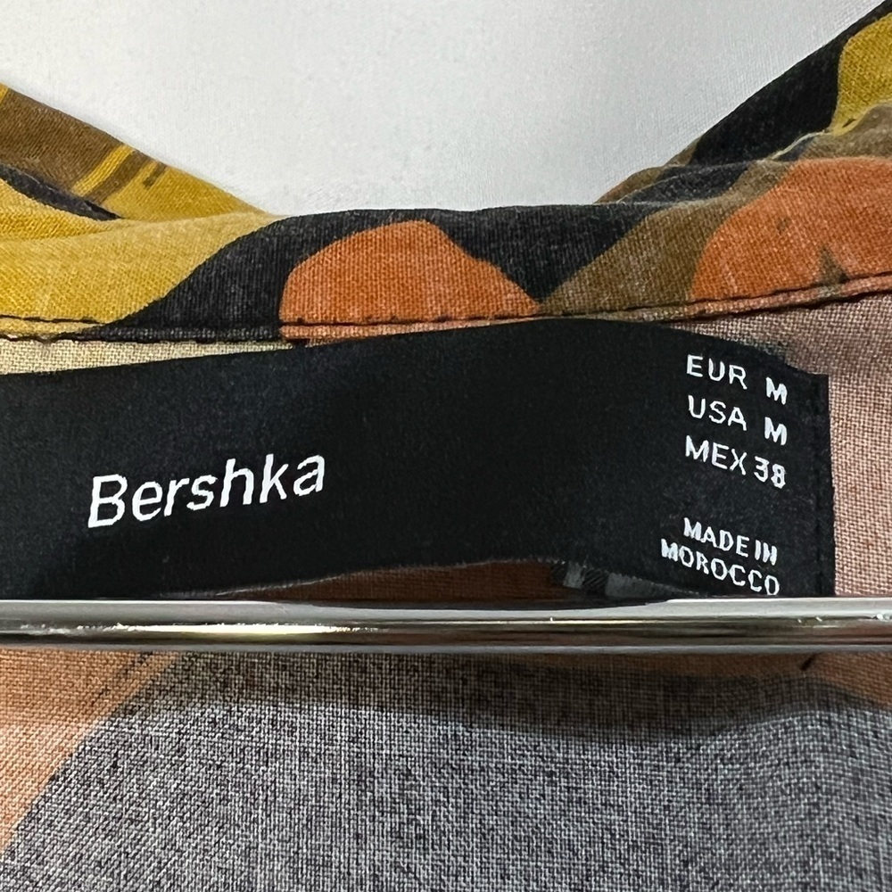 Bershka Tropical Fall Colors Print Short Sleeve Button Down Shirt Size M - Picture 4 of 6